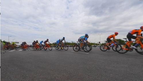 国产h2两人骑行视频,畅享绿色出行新风尚