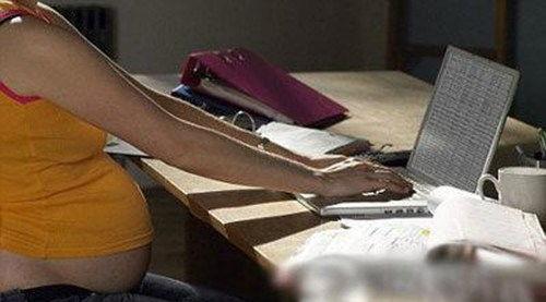 国产二胎临盆孕妇视频,国产家庭温馨时刻记录